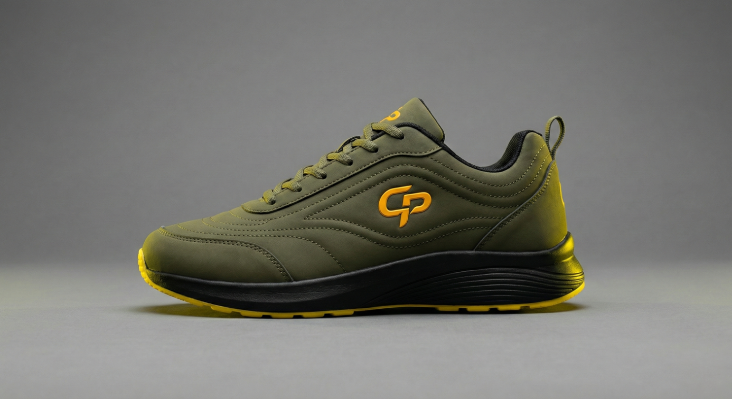 Model wearing Midnight Black AfroPulse Kit